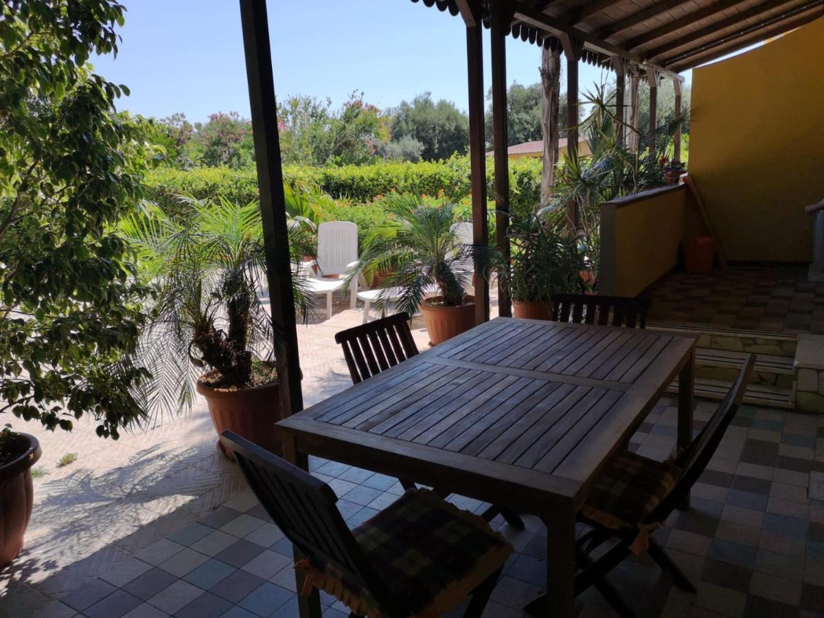 דירות אבולה Xenia Garden 2 מראה חיצוני תמונה