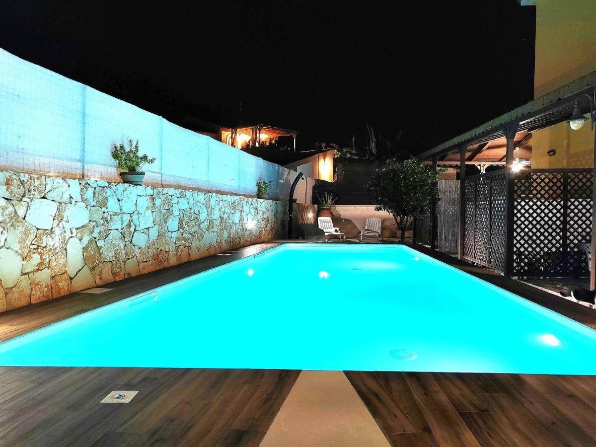 דירות אבולה Xenia Garden 2 מראה חיצוני תמונה